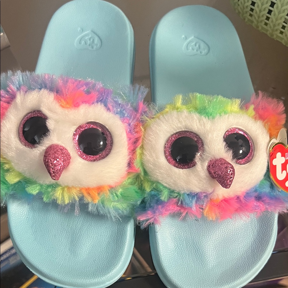 Ty Kids' Blue Owl Slippers with Multicolor Fur